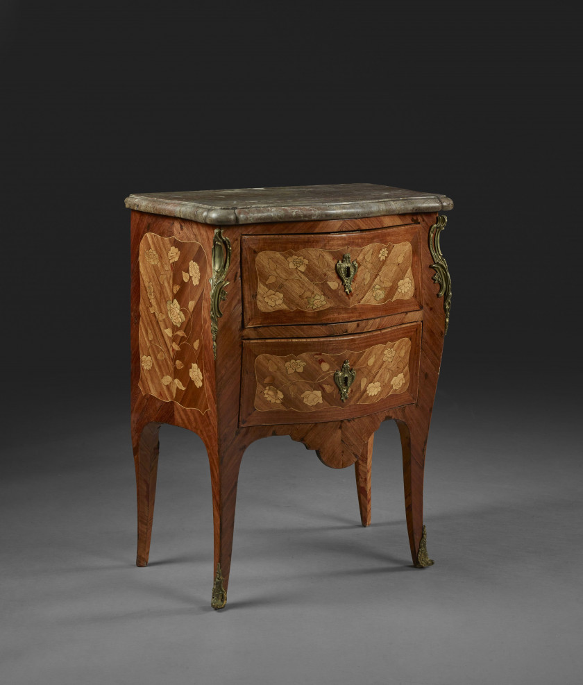 COMMODE D'ÉPOQUE LOUIS XV