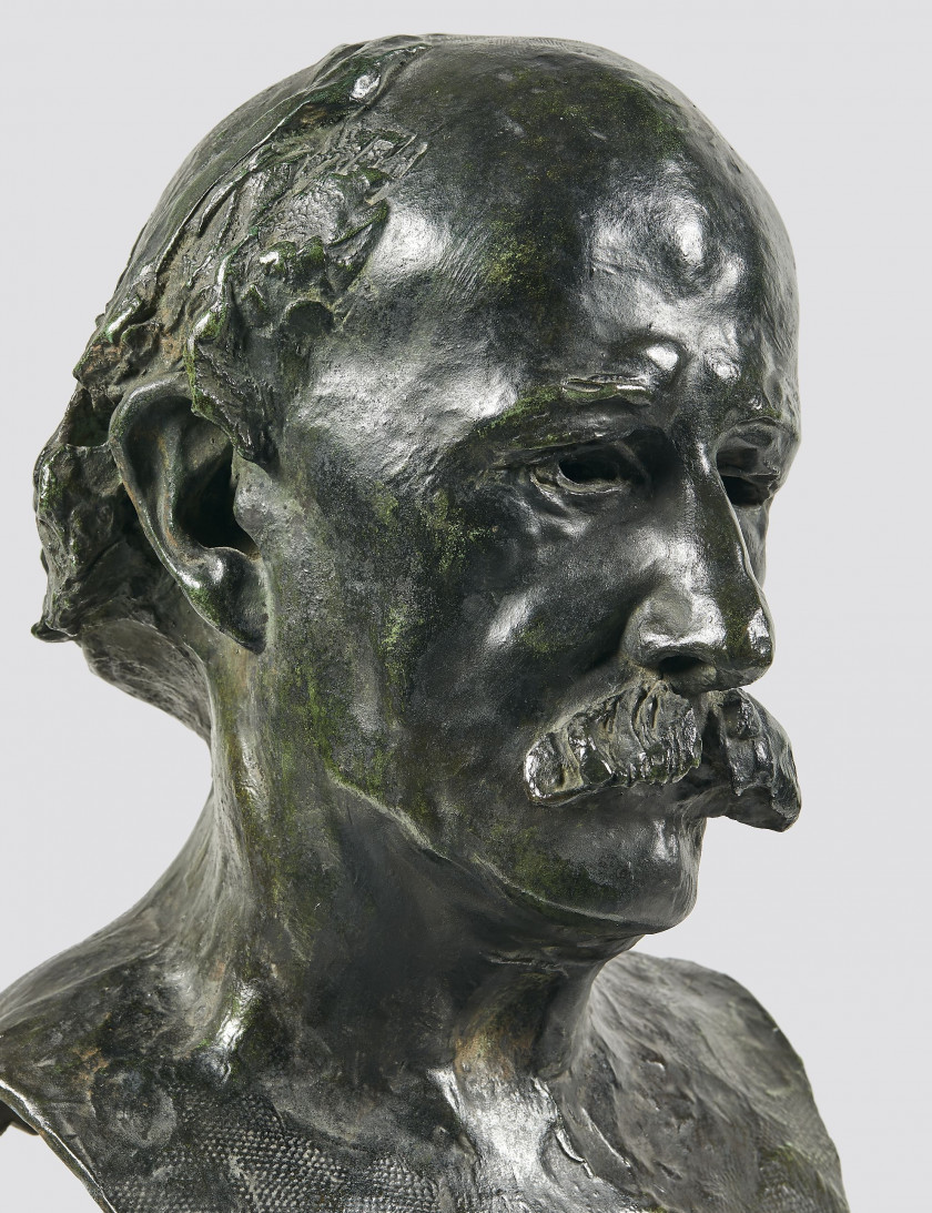 Auguste RODIN 1840 -1917 Buste de Marcellin Berthelot, version au plastron arrondi - 1905-1906 Bronze à patine noire nuancée vert