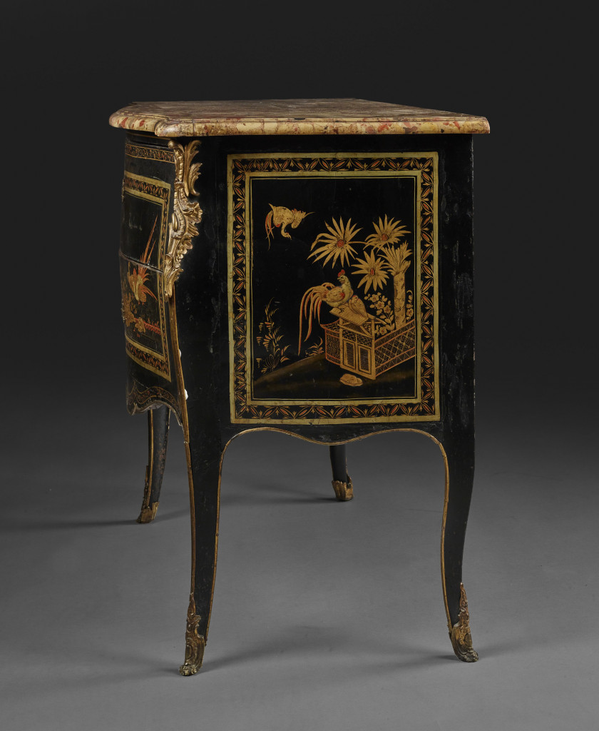 COMMODE D'ÉPOQUE LOUIS XV Attribuée à Mathieu Criaerd (1689-1776)