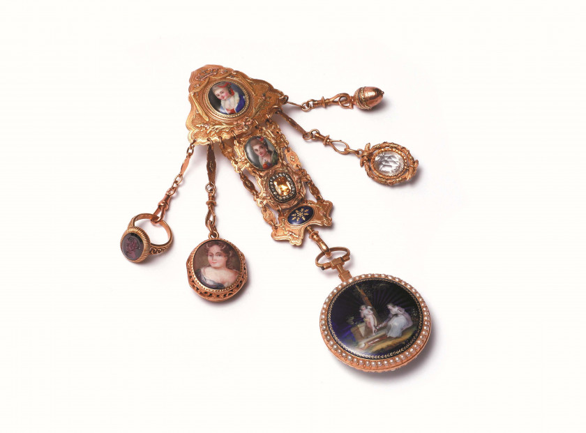 MONTRE EN OR, ÉMAIL ET ENTOURAGE DE DEMI-PERLES Signée Chevalier & Compagnie Fin du XVIIIe siècle