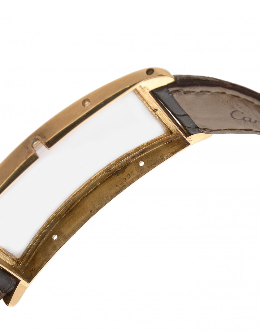 CARTIER  Tank Allongée, n° 23863 / 16225