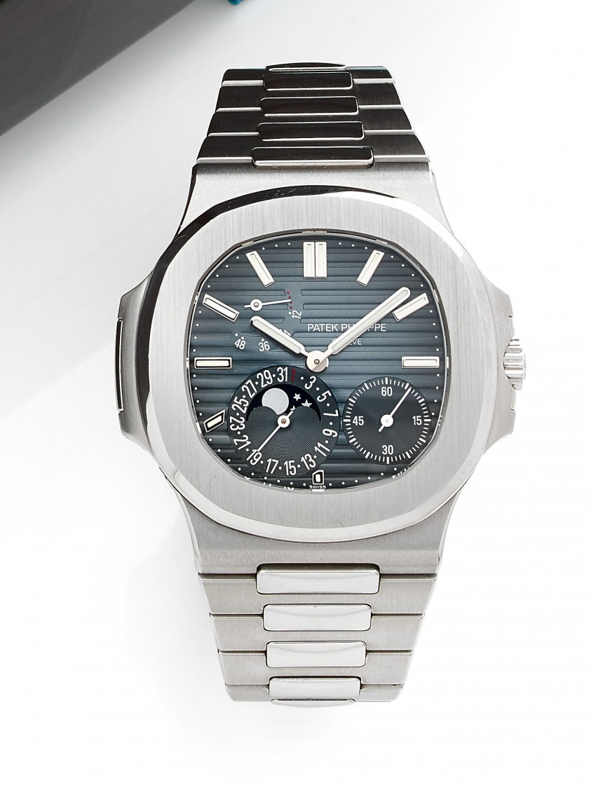 PATEK PHILIPPE  Nautilus, ref. 5712/1A, n° 5528972 / 4507518