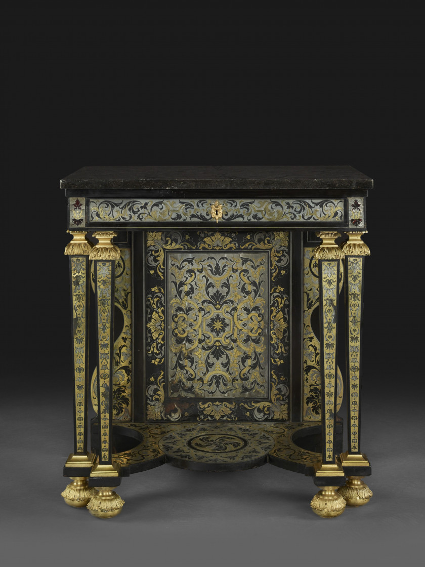 CONSOLE D'ÉPOQUE NÉOCLASSIQUE, DE LA FIN DU XVIIIe SIÈCLE AUX ANNÉES 1820