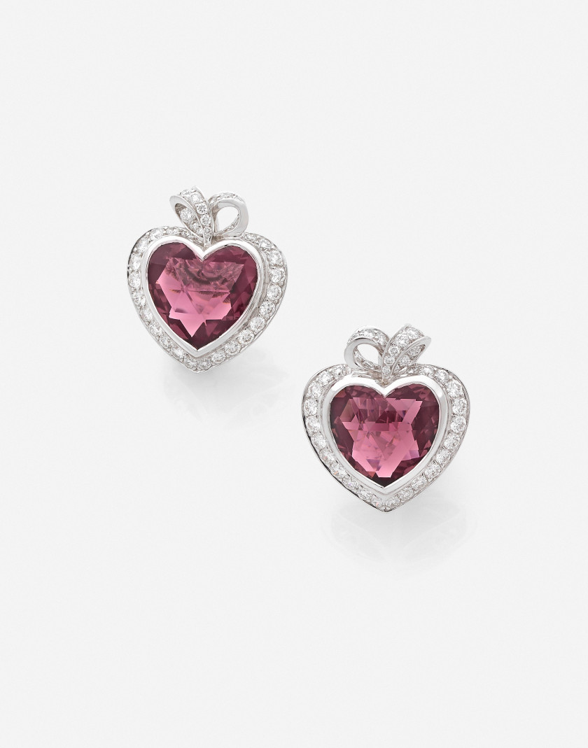 DIOR Bague et clips d'oreilles "Coeur romantique" en or, rubellites et diamants  A rubellite, diamond and gold ring and ear clips