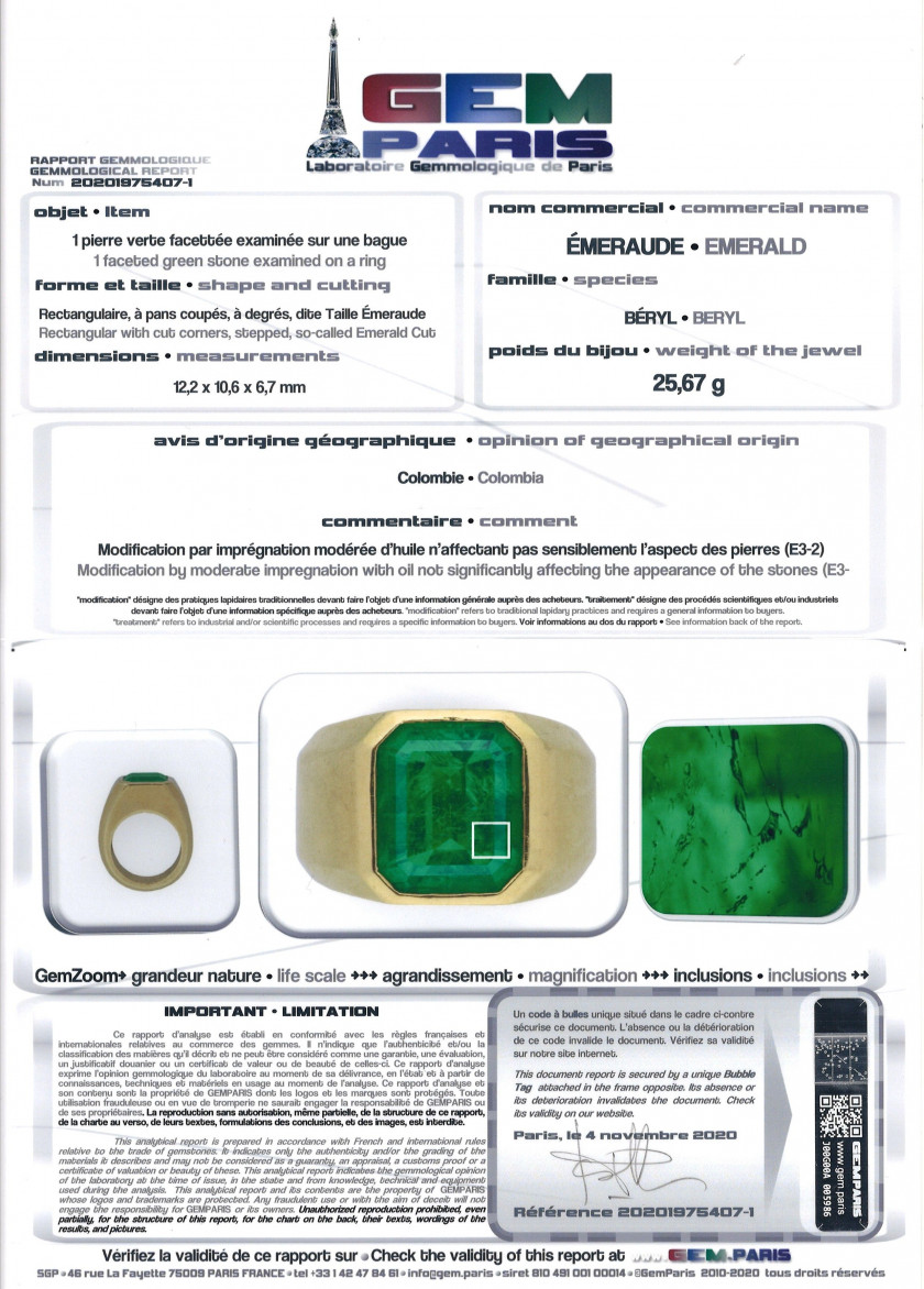 Bague en or, émeraude 5.50-6 cts (GEM: Colombie, huile modérée) A 5.50-6 ct emerald (GEM: Colombia, moderate oil) and gold ring