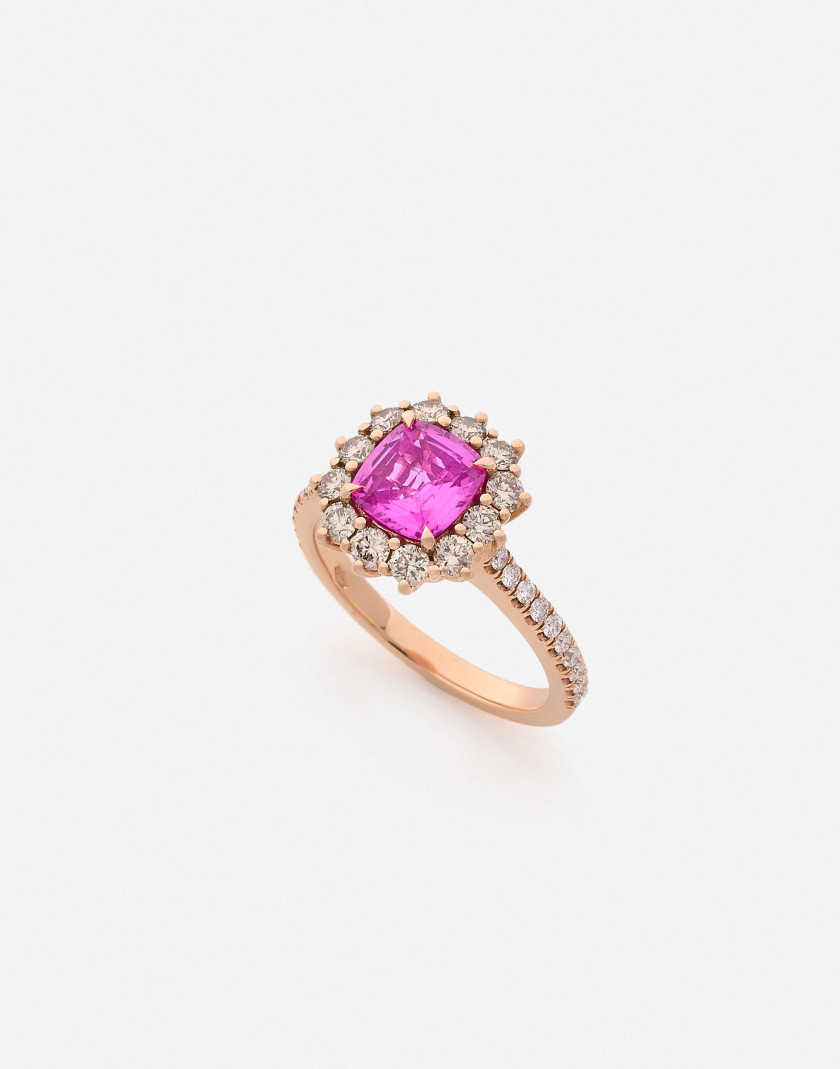 Bague or, saphir rose 1.53 ct (GIA: non chauffé) et diamants A 1.53 ct pink sapphire (GIA: no heat), diamond and gold ring