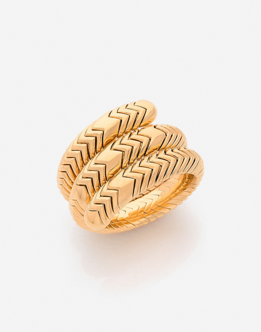 BULGARI Bracelet "Spiga" semi rigide en or  A flexible gold bracelet