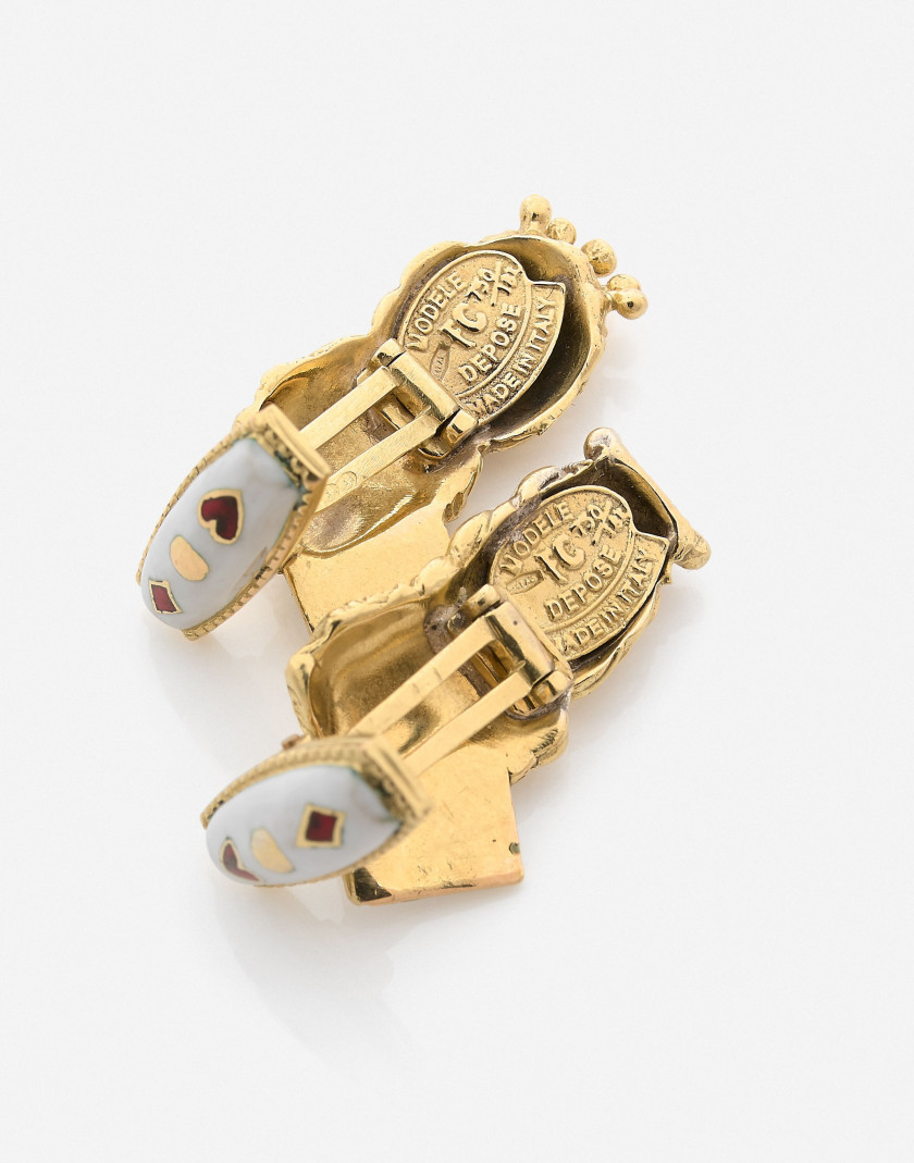 FRASCAROLO  Boutons de manchette en or et émail  A pair of enamel and gold cufflinks