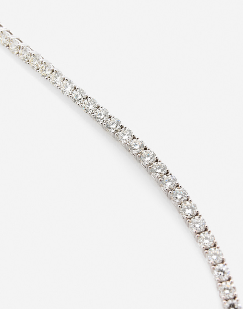 Bracelet rivière  Or et diamants (env. 10.70 cts) A diamond (approx. 10.70 ct) and gold tennis bracelet