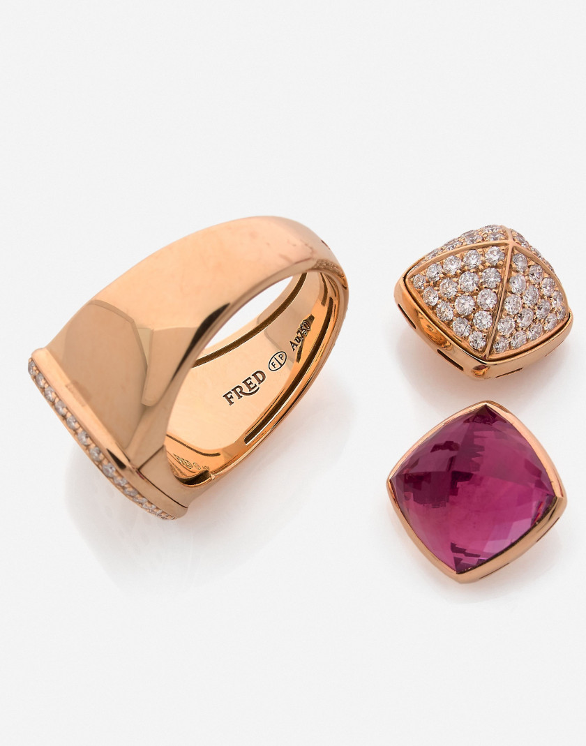 FRED Bague "Pain de sucre" en or, diamants et améthyste, motifs interchangeables An amethyst, diamond and gold ring