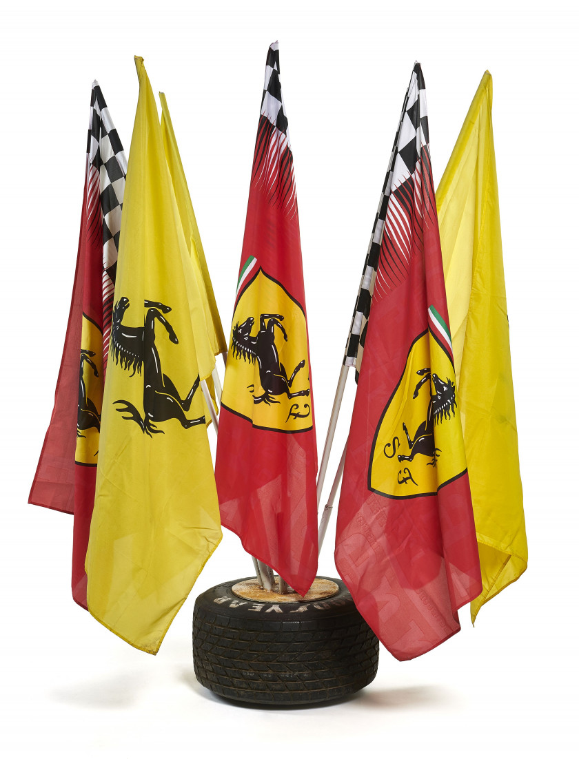 PNEU GOODYEAR EAGLE, MONTE EN PORTE-DRAPEAUX