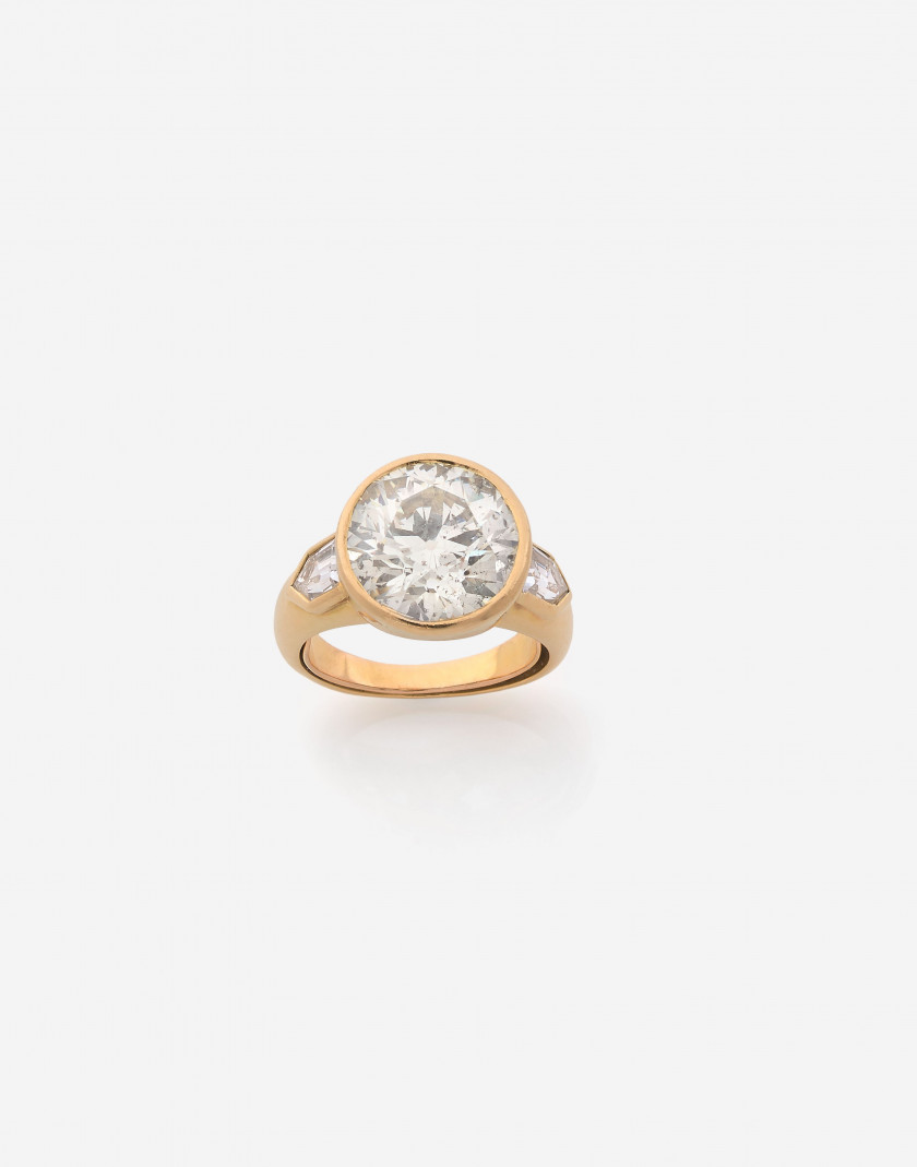 Bague en or et diamant env. 6 cts An approx. 6 ct diamond and gold ring