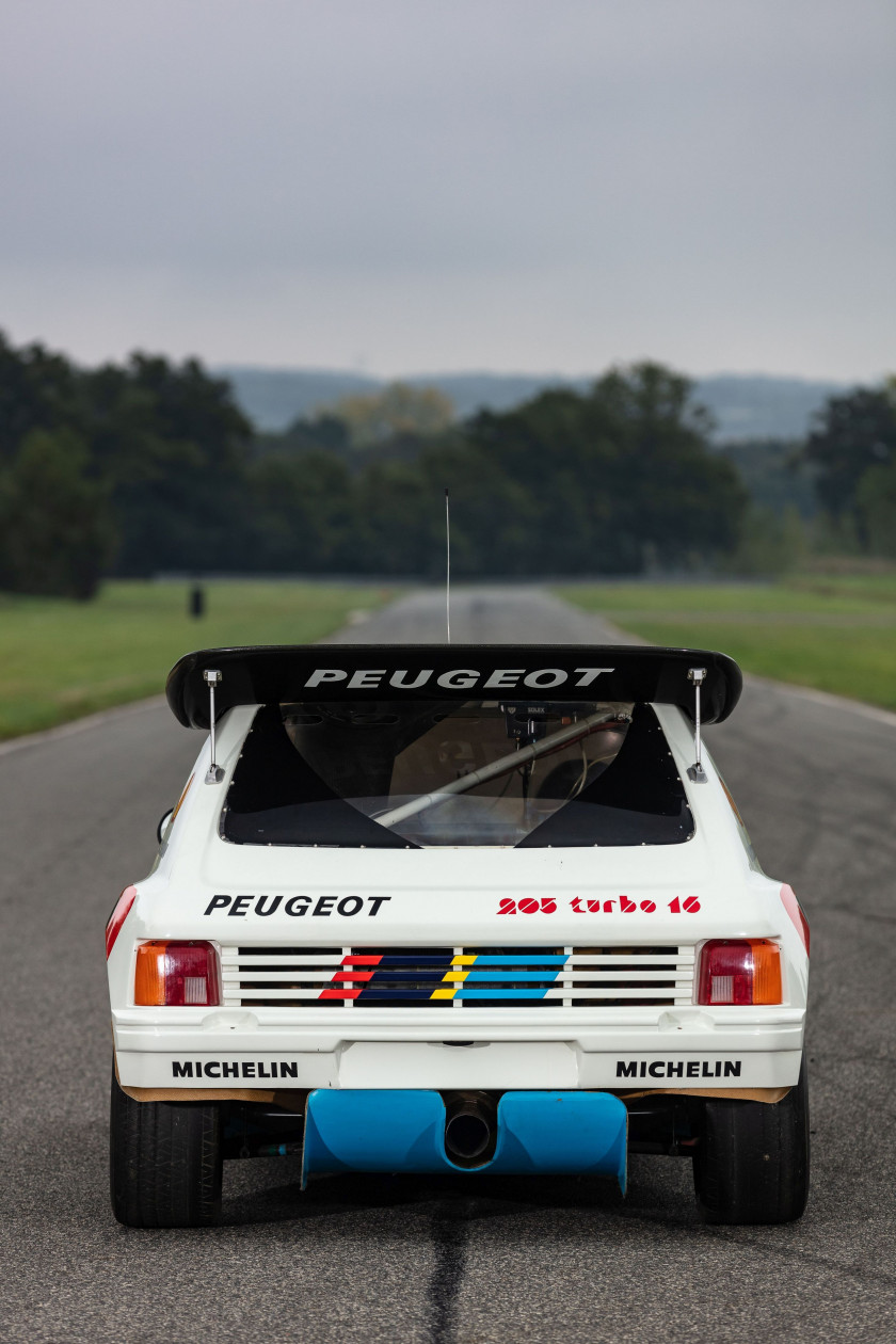 1985 Peugeot 205 Turbo 16 Evolution 2