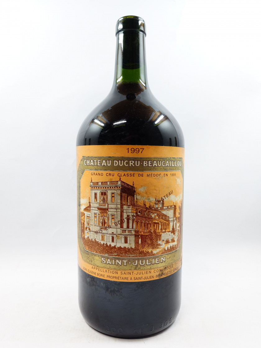 1 double mag CHÂTEAU DUCRU BEAUCAILLOU 1997 2è GC Saint Julien (étiquette abimée par l'humidité