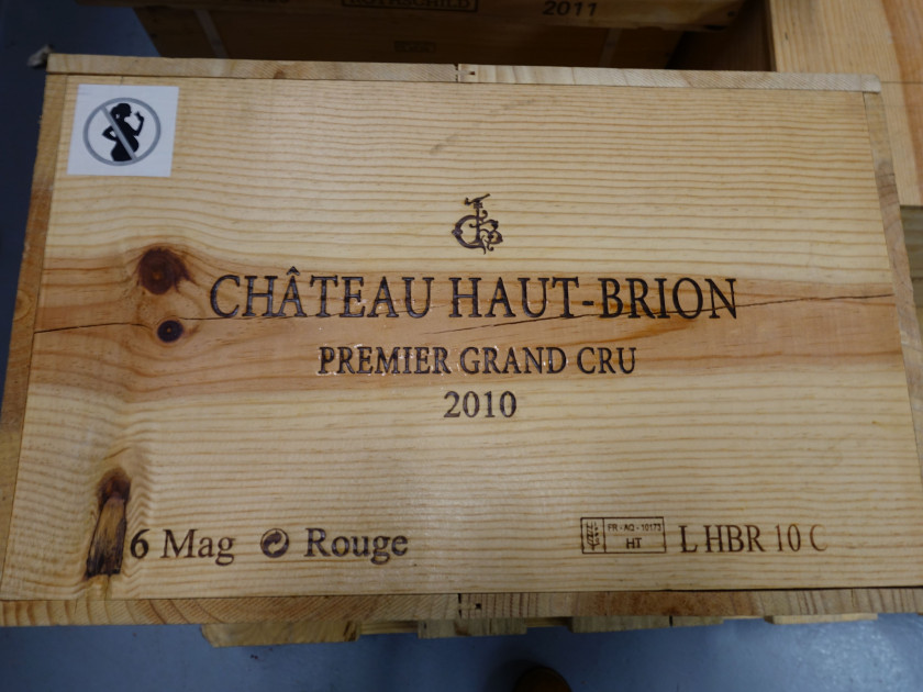 6 magnums CHÂTEAU HAUT BRION 2010 1er GC Pessac Léognan Caisse bois d'origine