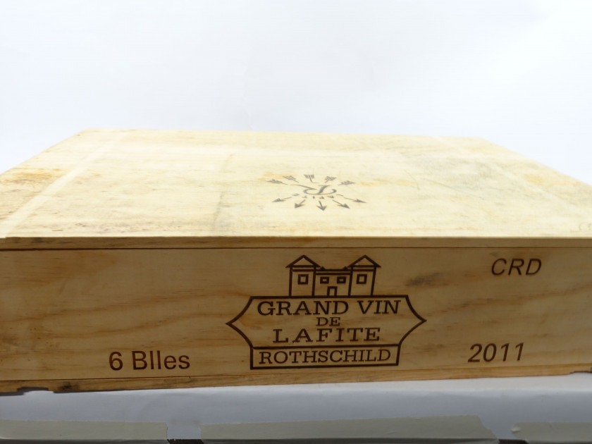6 bouteilles CHÂTEAU LAFITE ROTHSCHILD 2011 1er GC Pauillac Caisse bois d'origine