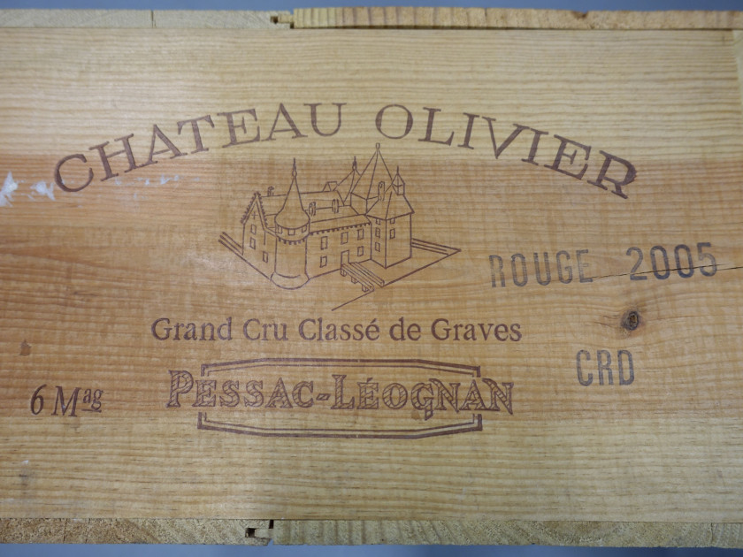 6 magnums CHÂTEAU OLIVIER 2005 CC Pessac Léognan Caisse bois d'origine avec trace de feutre