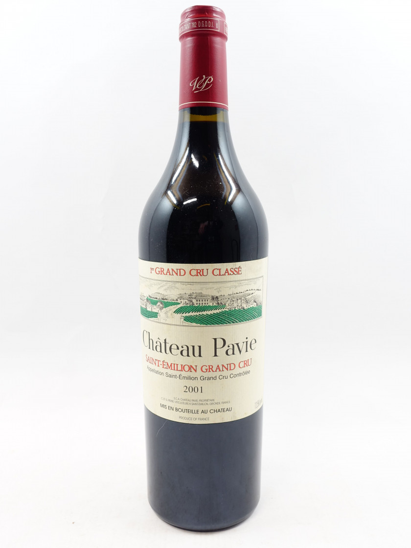 1 bouteille CHÂTEAU PAVIE 2001 1er GCC (B) Saint Emilion (étiquette fanée)