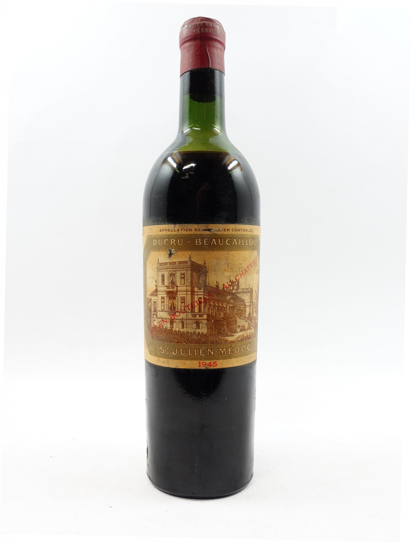 1 bouteille CHÂTEAU DUCRU BEAUCAILLOU 1945 2è GC Saint Julien (mi-épaule