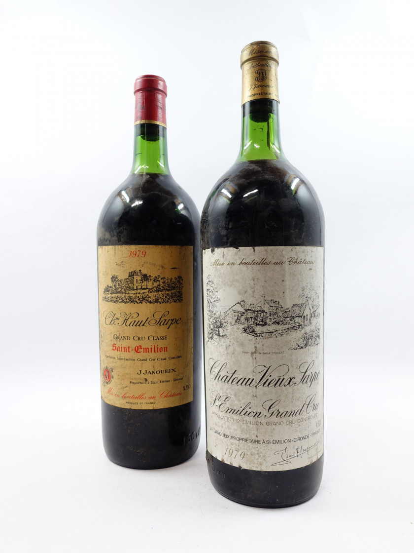 6 magnums 3 mags : CHÂTEAU VIEUX SARPE 1979 GC Saint Emilion (légèrement bas, étiquettes sales déchirées)