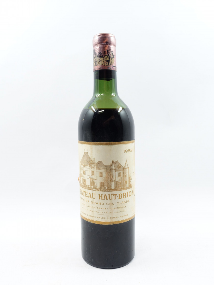 1 bouteille CHÂTEAU HAUT BRION 1955 1er GC Pessac Léognan (mi-épaule