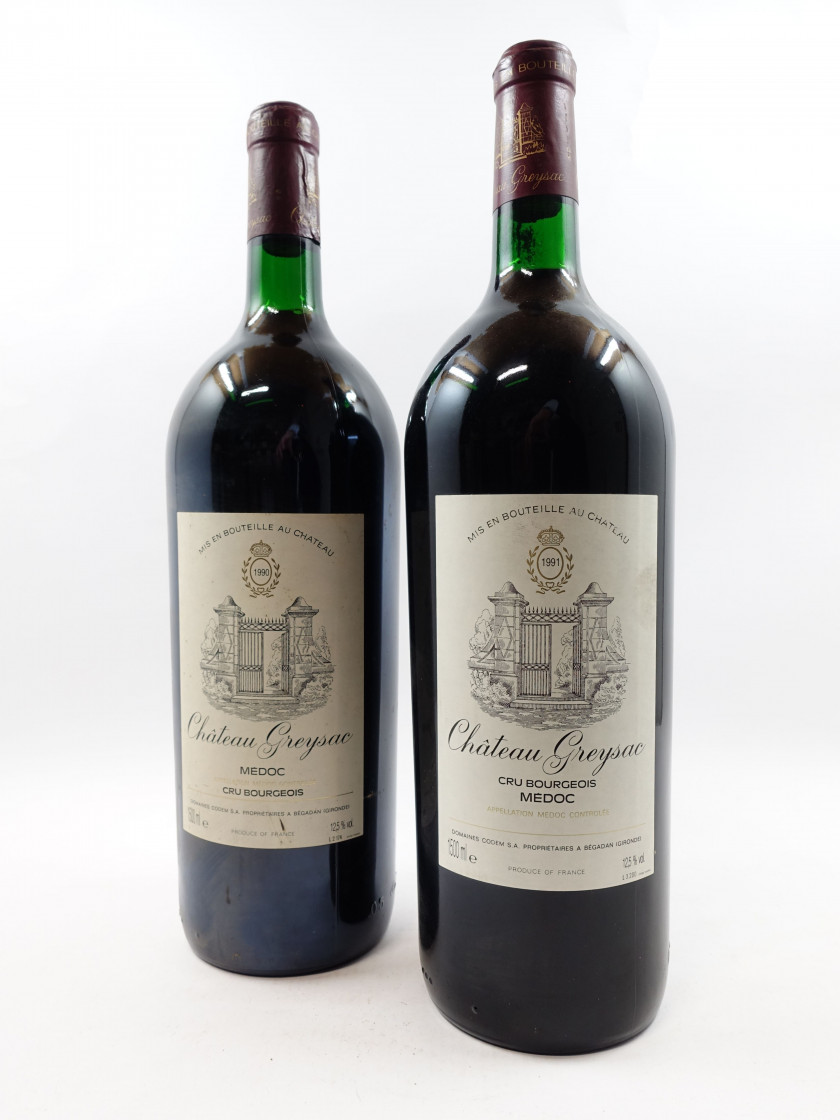 6 magnums 5 mags : CHÂTEAU GREYSAC 1991 Médoc (base goulot, étiquettes fanées, tachées)