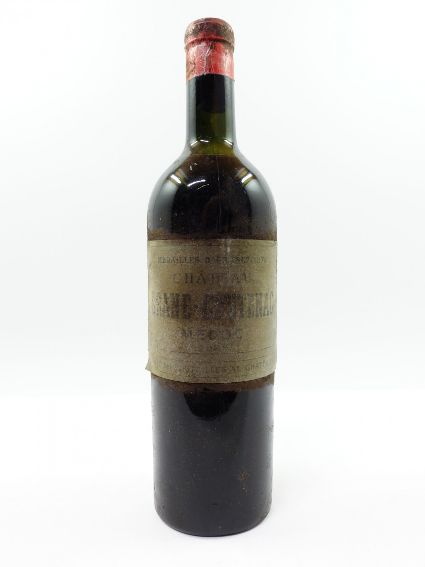 1 bouteille CHÂTEAU BRANE CANTENAC 1928 2è GC Margaux (haute épaule, étiquette très abimée, décolée