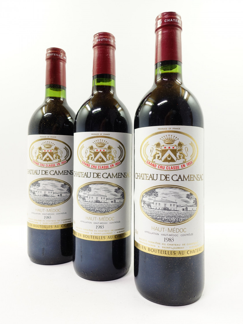 12 bouteilles CHÂTEAU CAMENSAC 1983 5è GC Haut Médoc