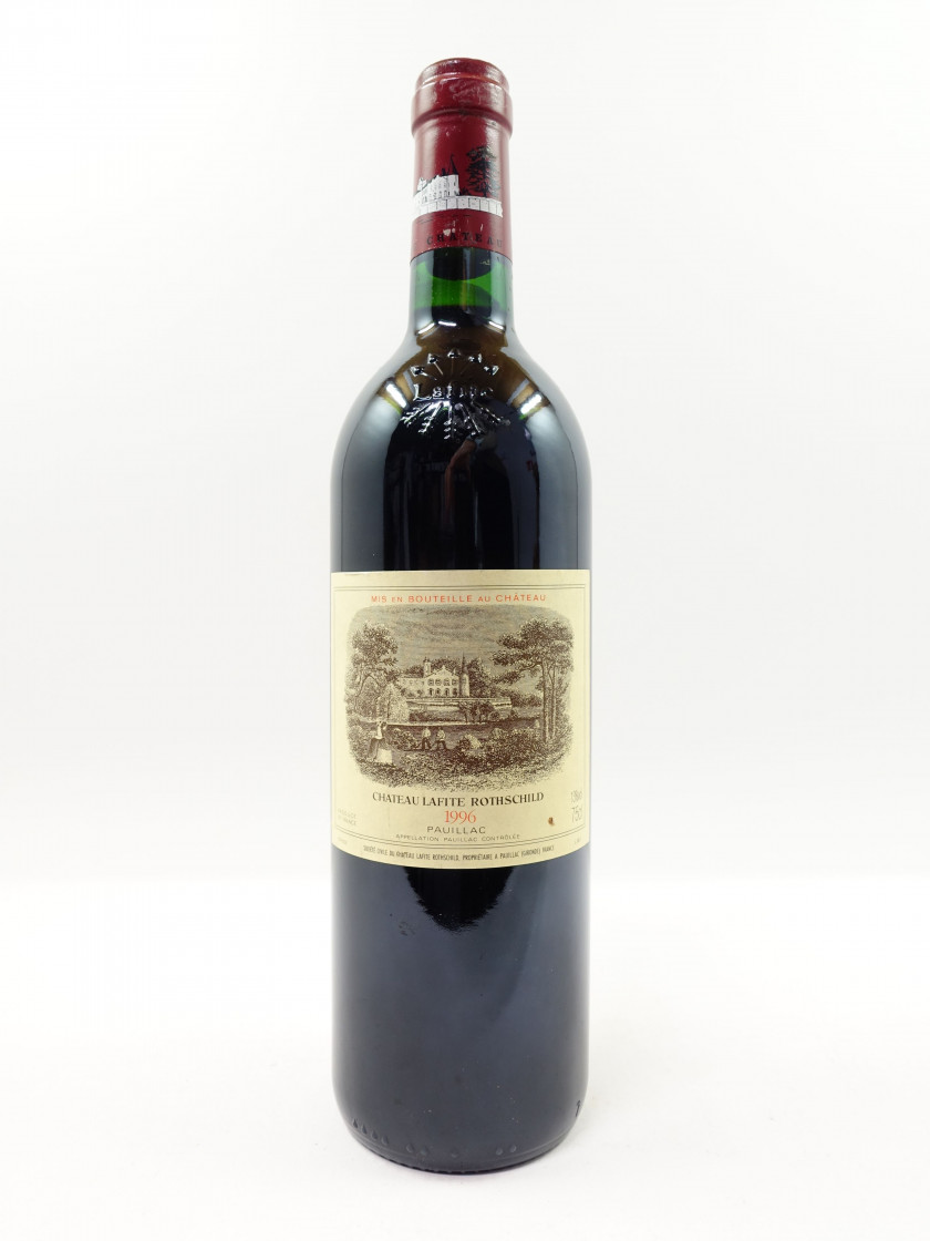 1 bouteille CHÂTEAU LAFITE ROTHSCHILD 1996 1er GC Pauillac (étiquette léger tachée)