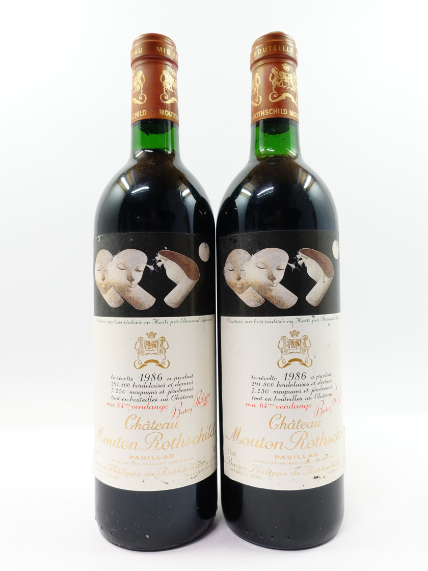 2 bouteilles CHÂTEAU MOUTON ROTHSCHILD 1986 1er GC Pauillac (1 base goulot