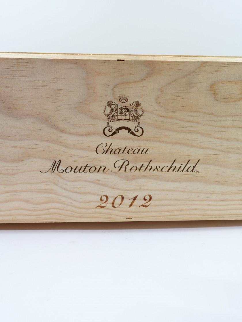 1 double magnum CHÂTEAU MOUTON ROTHSCHILD 2012 1er GC Pauillac Caisse bois d'origine