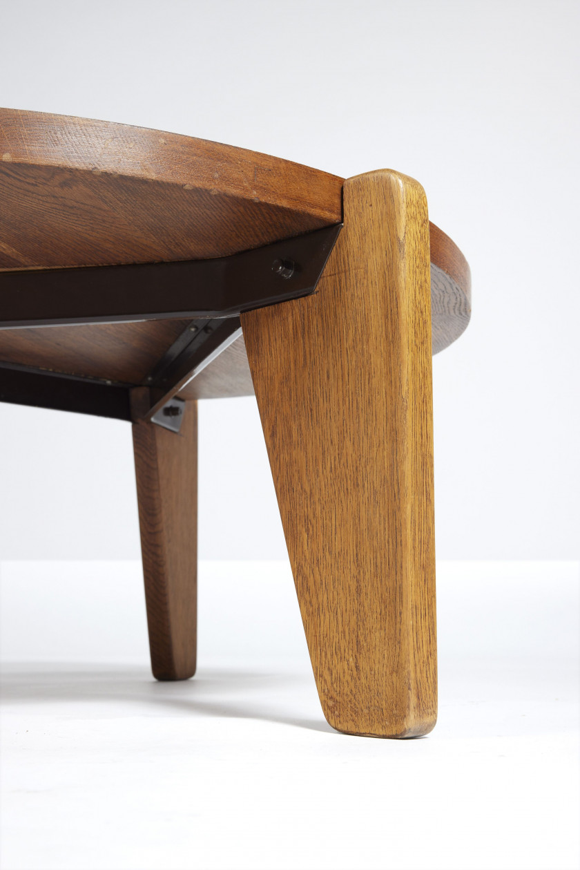 Jean PROUVÉ 1901-1984 Guéridon bas, modèle «n° 402» - circa 1952