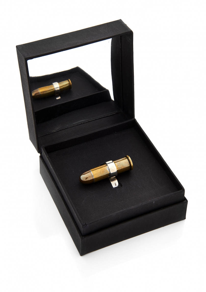 Jacques MONORY (1924 - 2018) Bague "Bullet" - 2009 Argent et cuivre