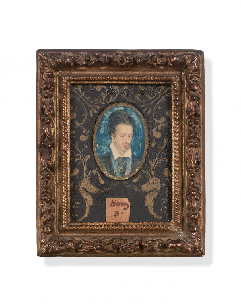 Atelier d'Etienne DUMONSTIER Paris, 1540 - 1603 Portrait du roi de France Henri III, entouré de motifs de rinceaux feuillagés postér..