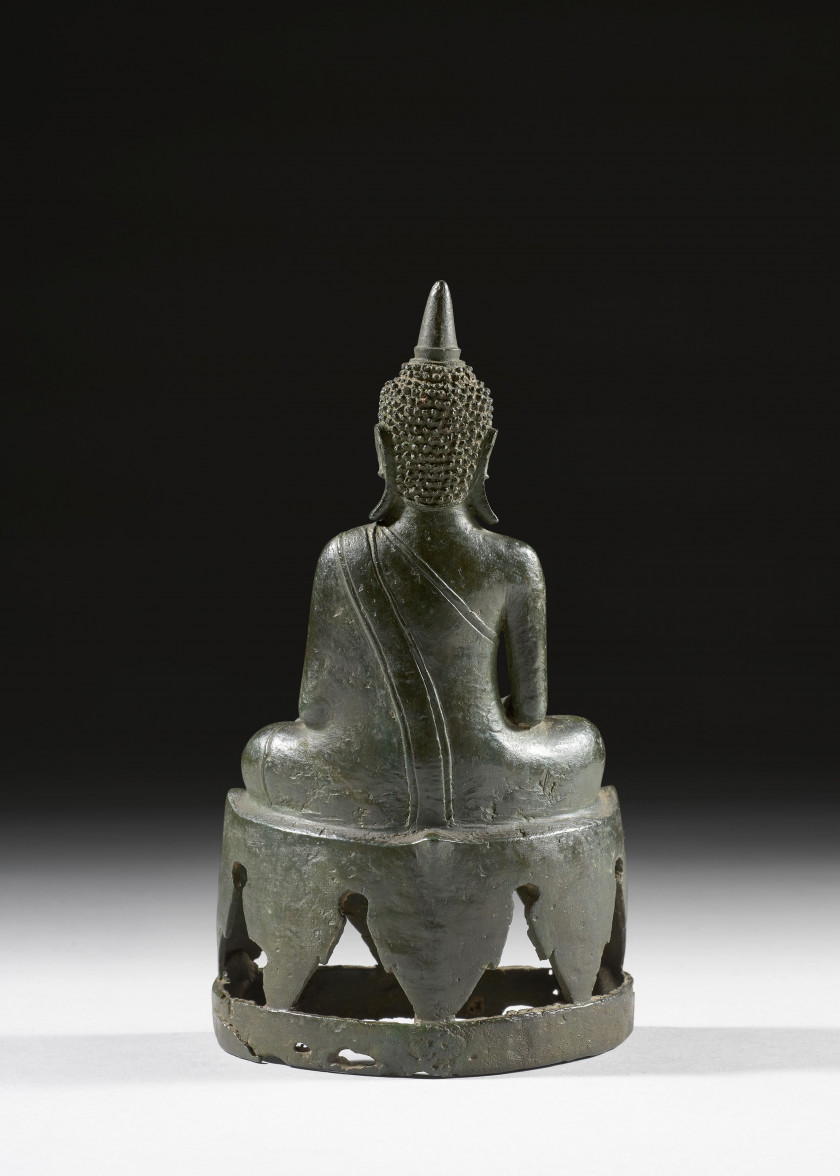 STATUETTE DE BOUDDHA EN BRONZE, Laos, XIXe siècle
