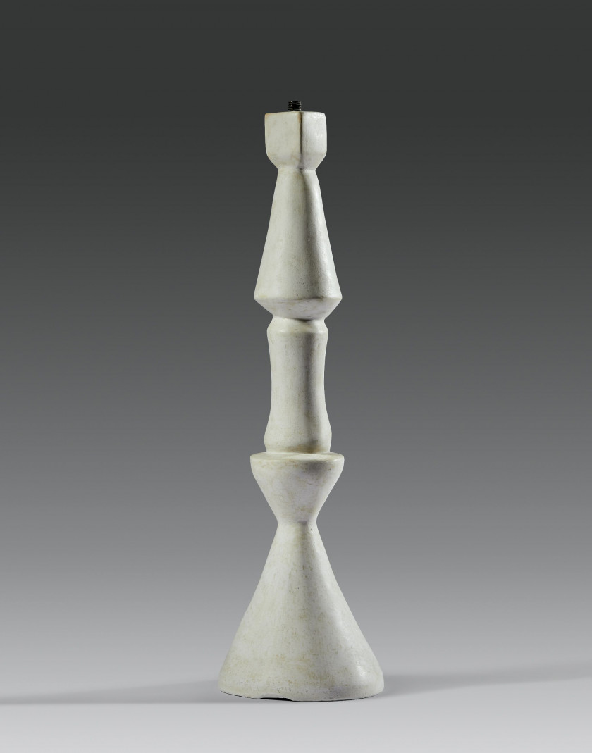 Alberto GIACOMETTI 1901 - 1966 Lampe modèle "flambeau", petit modèle - circa 1934 Plâtre