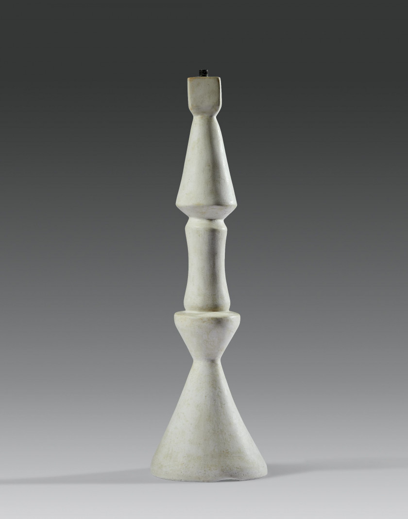 Alberto GIACOMETTI 1901 - 1966 Lampe modèle "flambeau", petit modèle - circa 1934 Plâtre