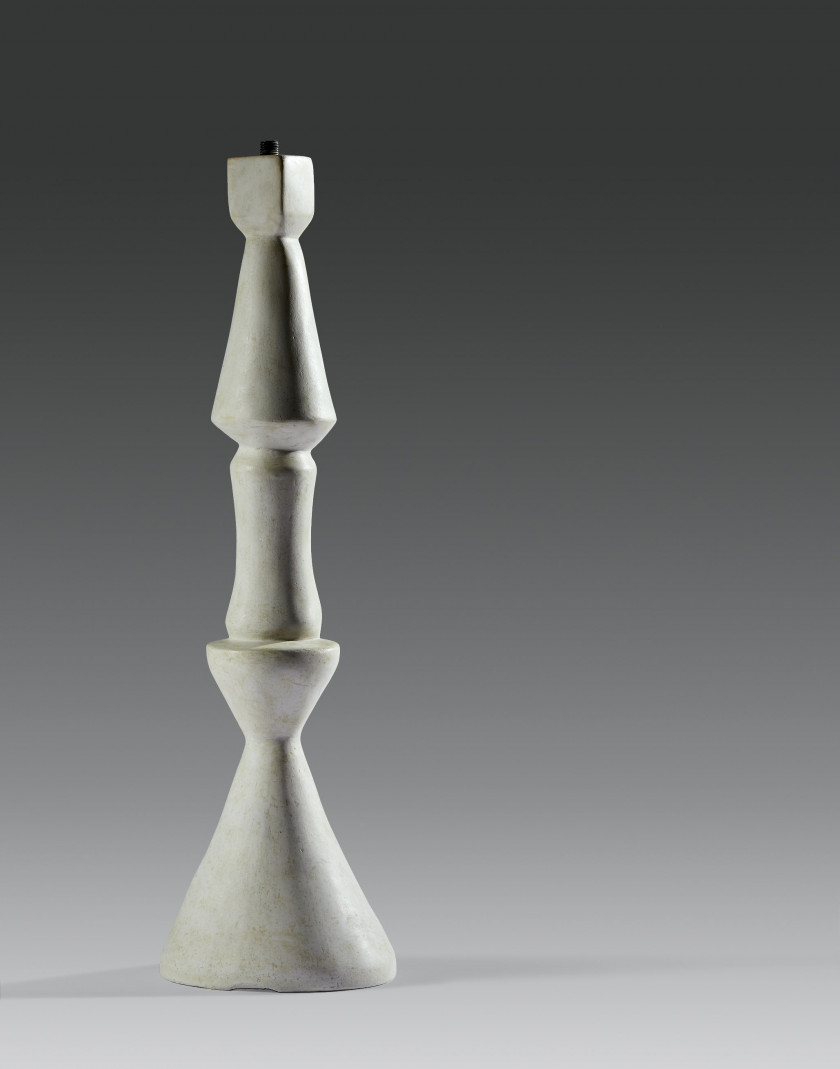 Alberto GIACOMETTI 1901 - 1966 Lampe modèle "flambeau", petit modèle - circa 1934 Plâtre