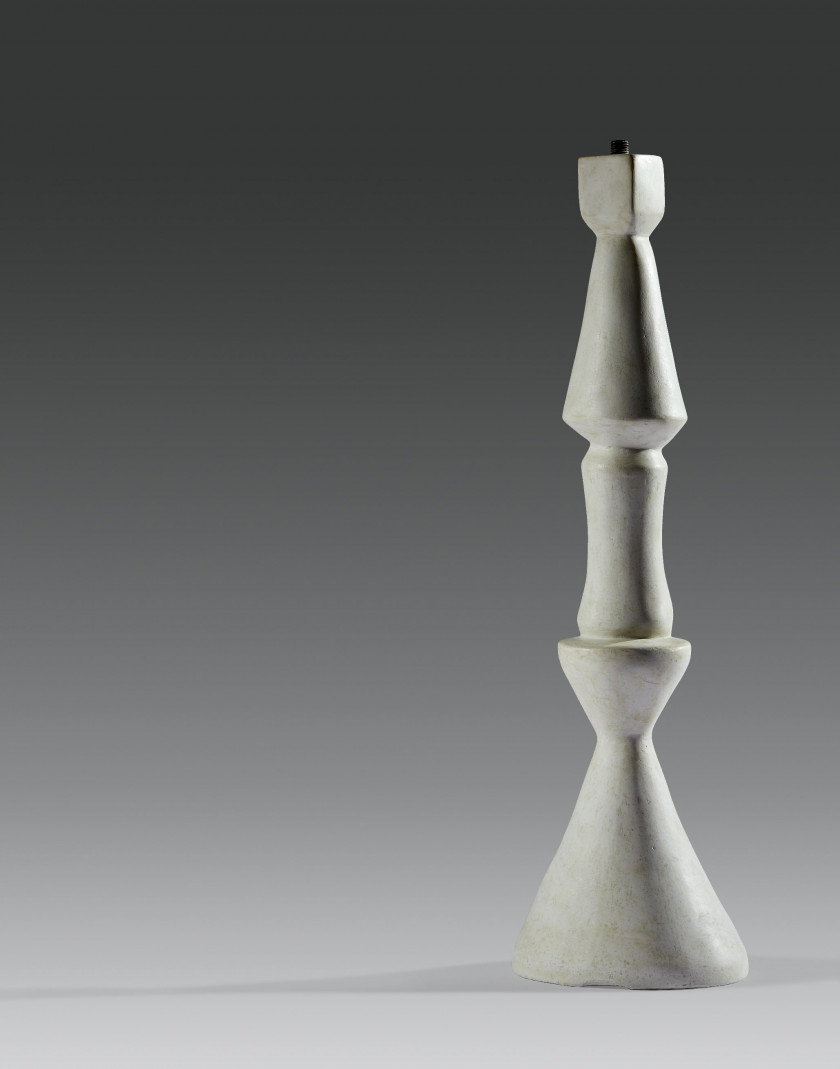 Alberto GIACOMETTI 1901 - 1966 Lampe modèle "flambeau", petit modèle - circa 1934 Plâtre