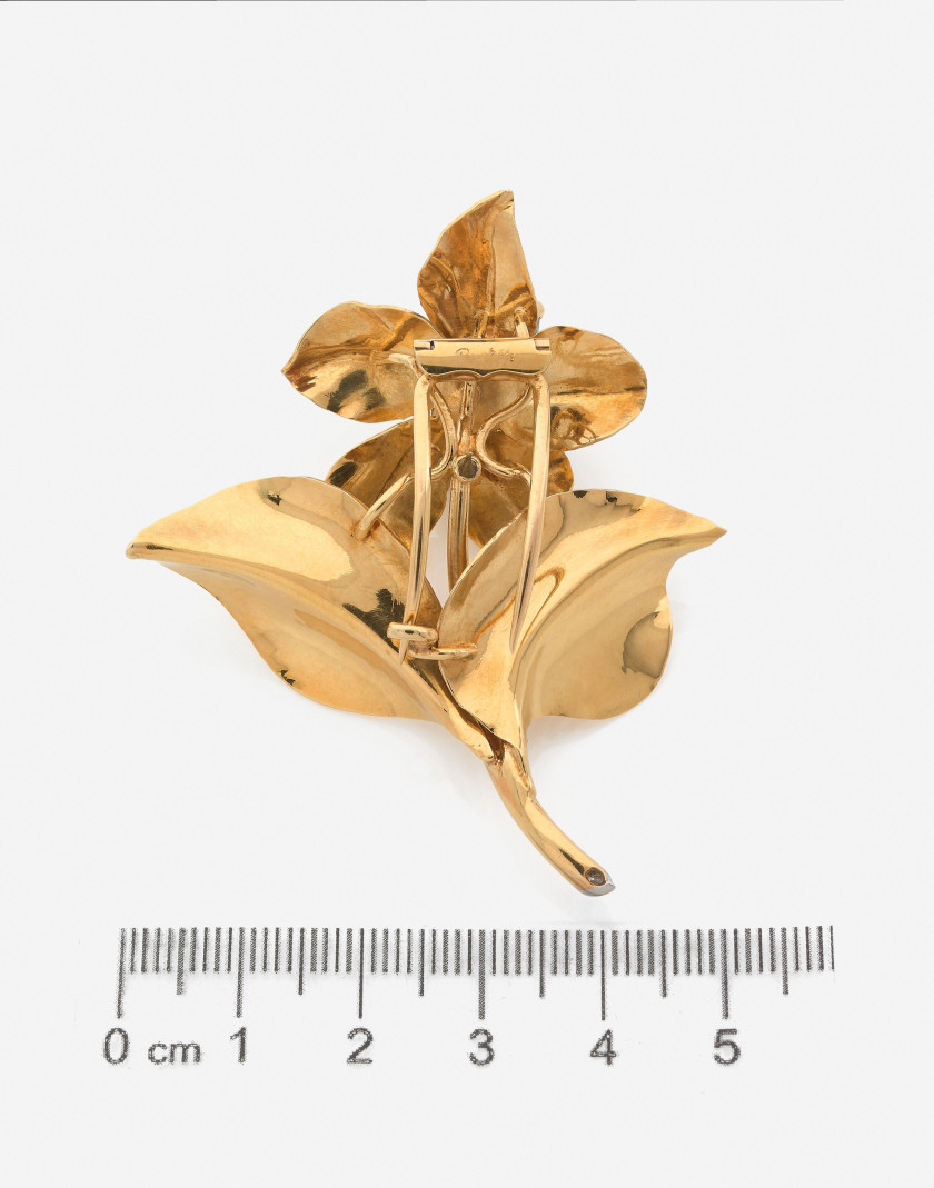 CARTIER  Clip de corsage