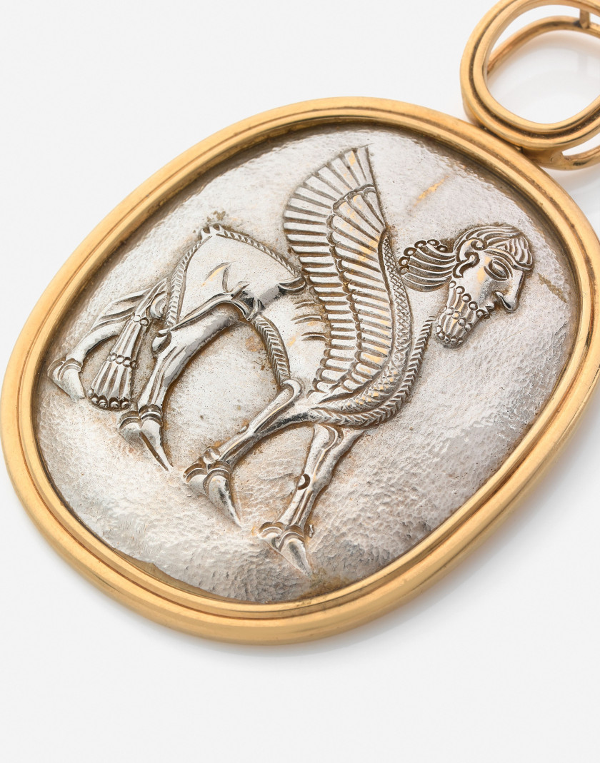 PATEK PHILIPPE  Pendentif