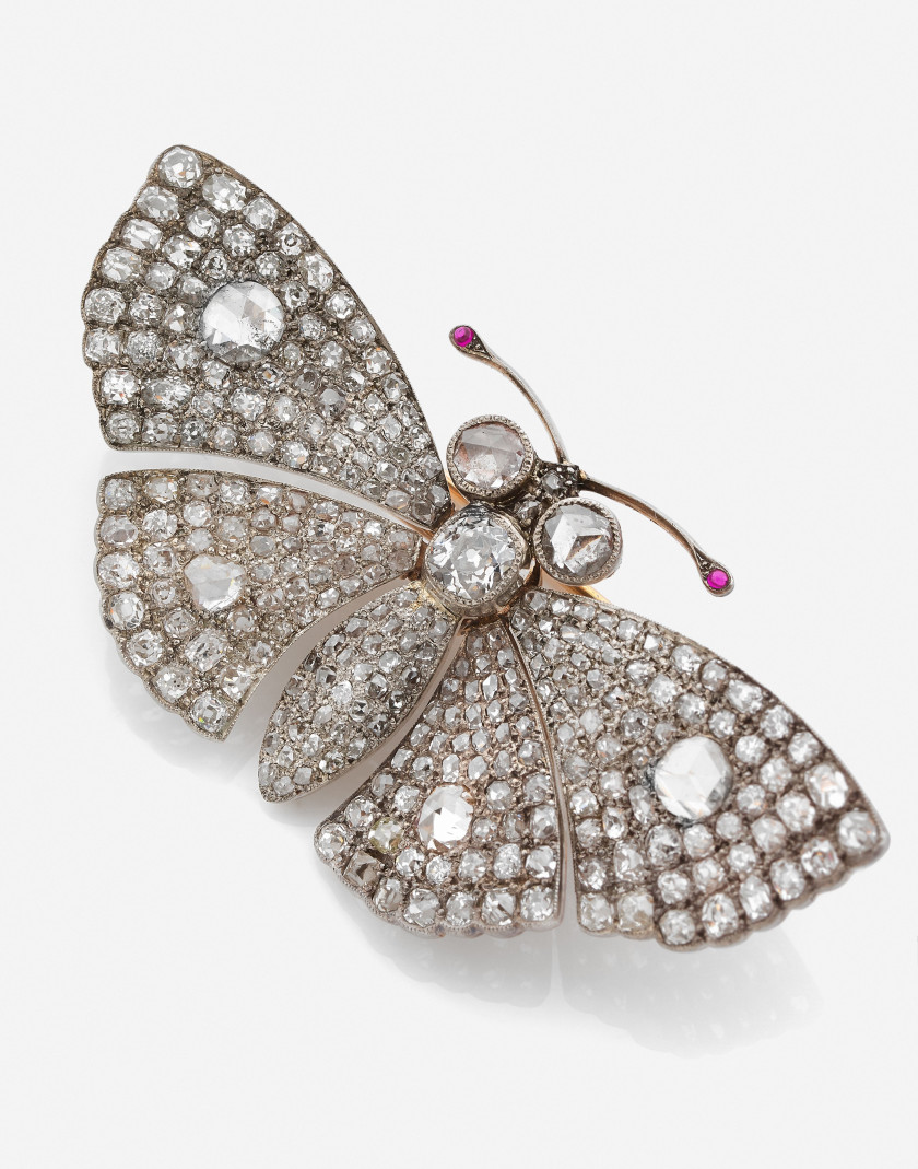 Broche trembleuse papillon