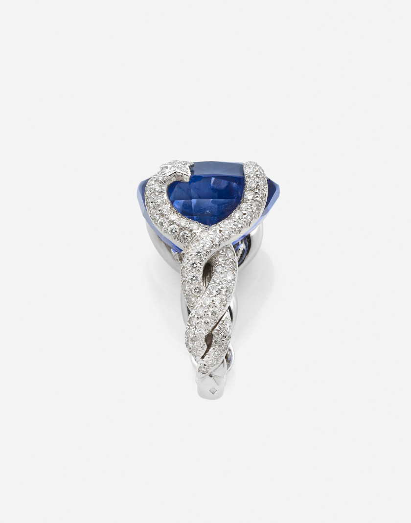 CHANEL  Importante bague