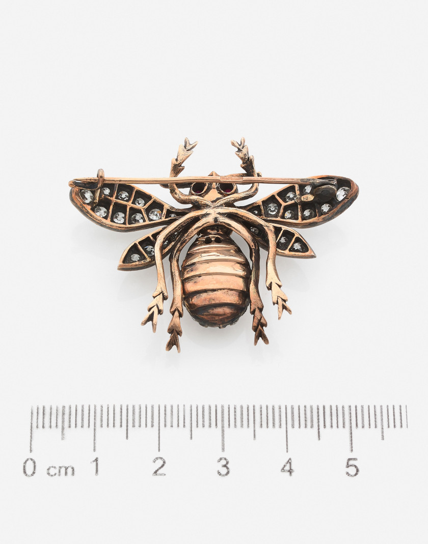 Broche