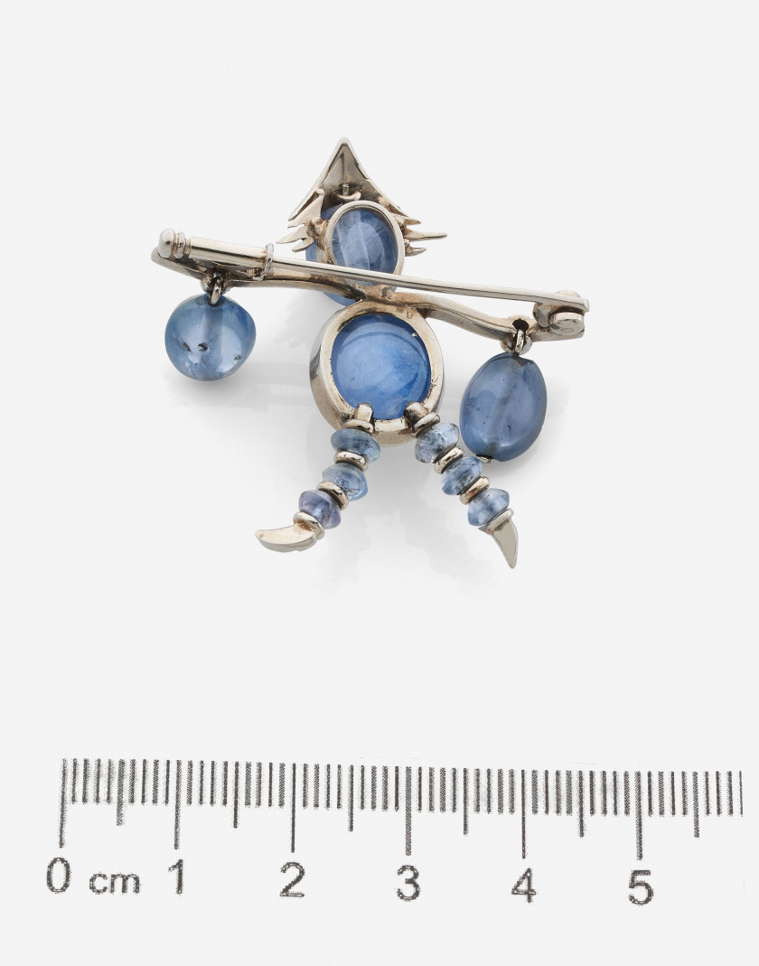 Broche "porteur d'eau"