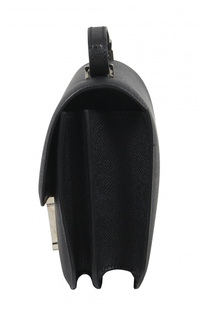 HERMÈS 2015  Sac CONSTANCE ÉLAN Veau Epsom noir Garniture métal argenté palladié  CONSTANCE ÉLAN bag Black Epsom cal...