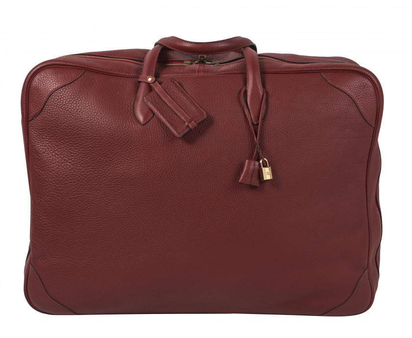 HERMÈS 2000  Sac de voyage VICTORIA 60 Taurillon Clémence rouge Garniture métal doré Dimensions : 60 x 43 x 18 cm  V...