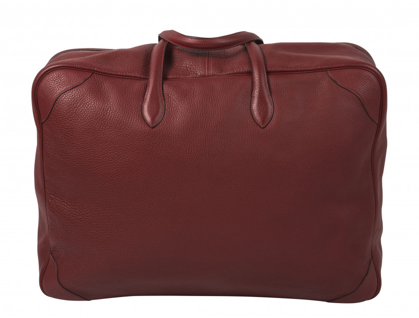 HERMÈS 2000  Sac de voyage VICTORIA 60 Taurillon Clémence rouge Garniture métal doré Dimensions : 60 x 43 x 18 cm  V...