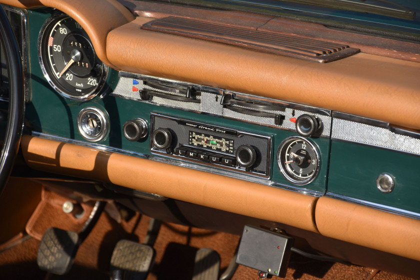 1970 Mercedes-Benz 280 SL avec Hard Top