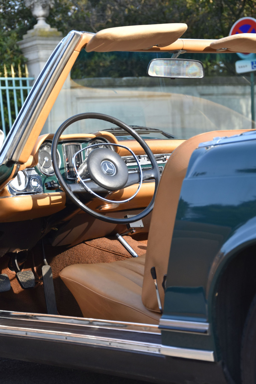 1970 Mercedes-Benz 280 SL avec Hard Top